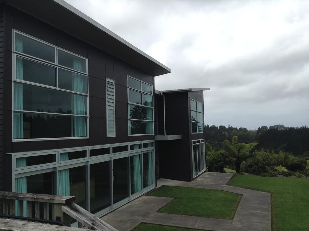Aparthotel One Burgess Hill New Plymouth Exterior foto