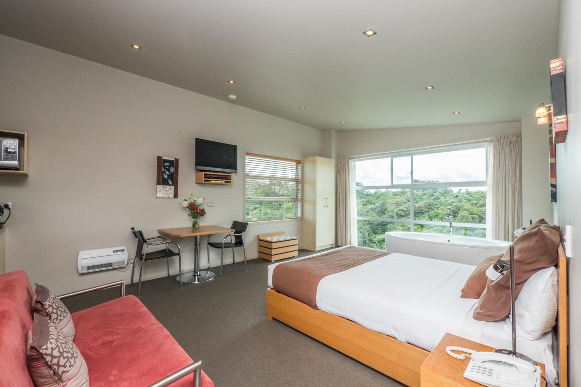 Aparthotel One Burgess Hill New Plymouth Exterior foto