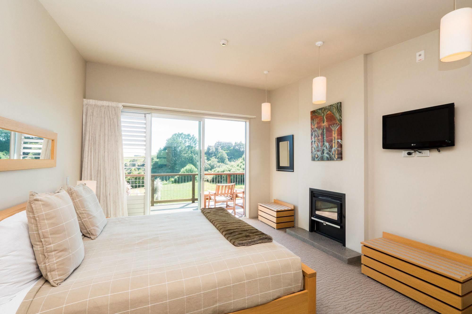 Aparthotel One Burgess Hill New Plymouth Exterior foto